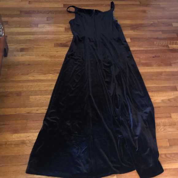 Evening gown - Picture 11 of 11